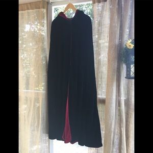 Pyramid collection velvet reversible cape